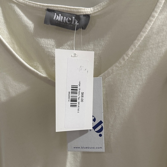 Cream Top with Fringe and Sequin Cowboy Boot Details - Picture 5 of 6